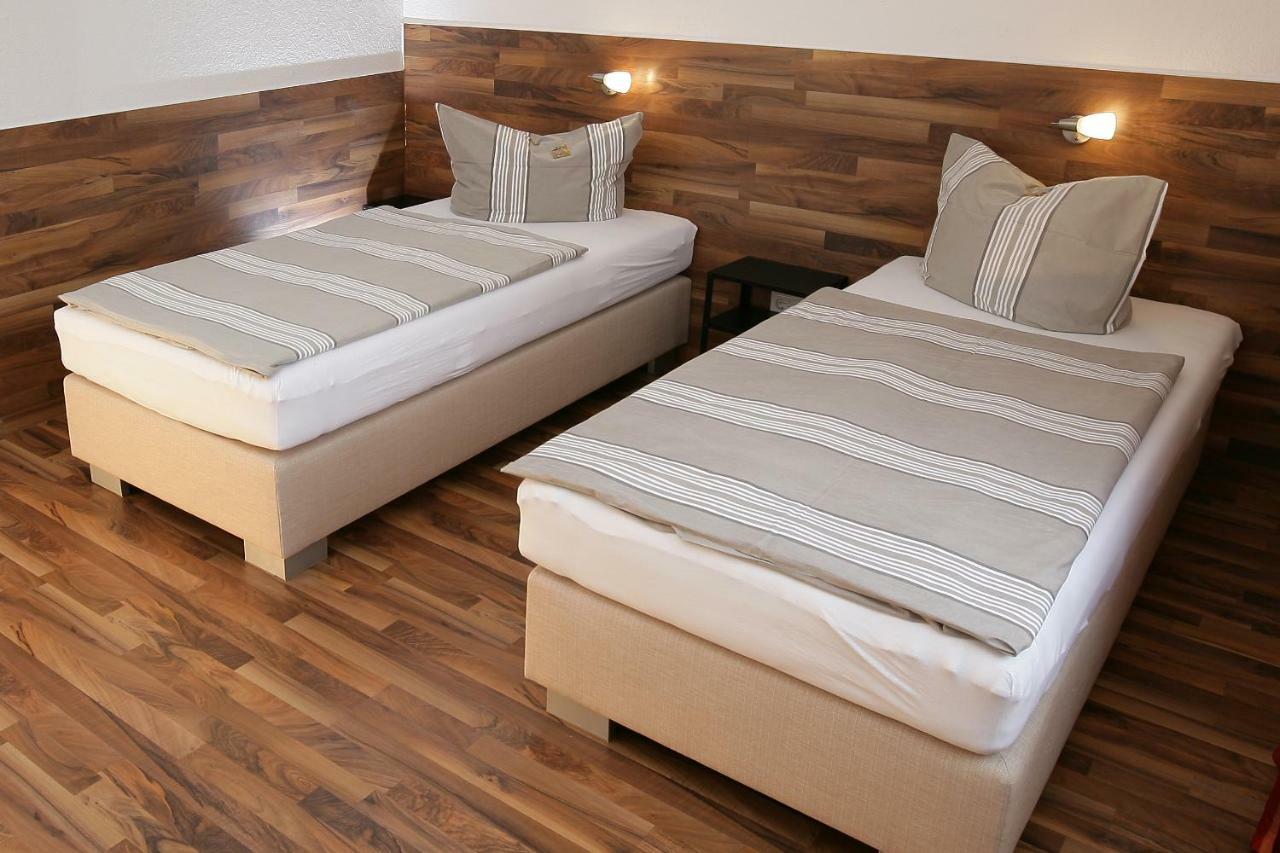 Apartments Am Baronenwald Göppingen Екстериор снимка